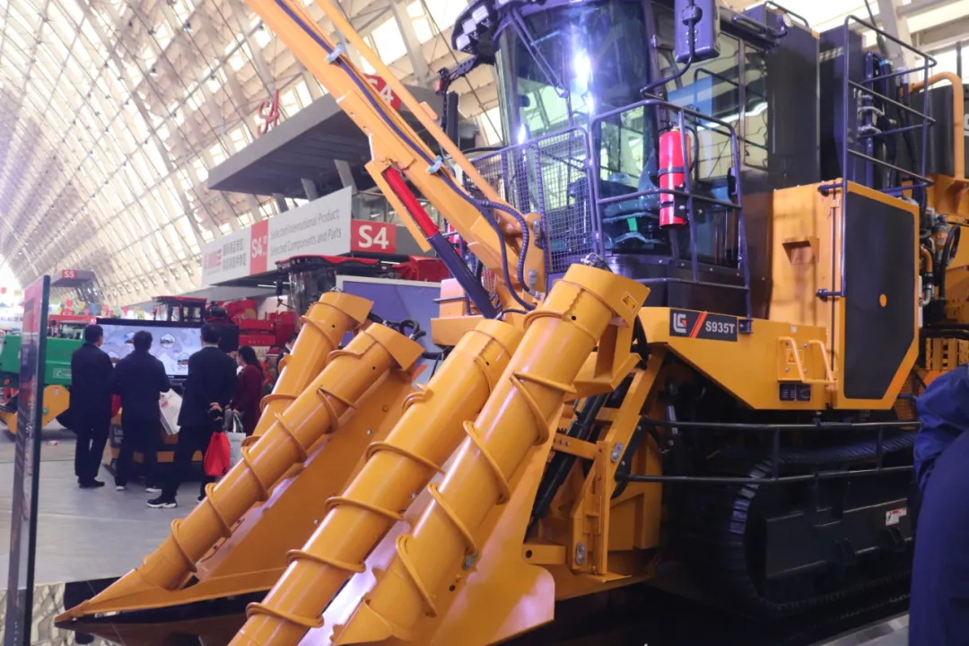 云南舉辦甘蔗機械研發推廣應用對接活動